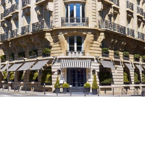 Le Dokhan's Paris Arc de Triomphe, a Tribute Portfolio Hotel