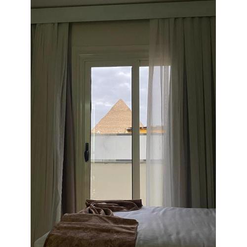 LE Grand Pyramids View & Suites