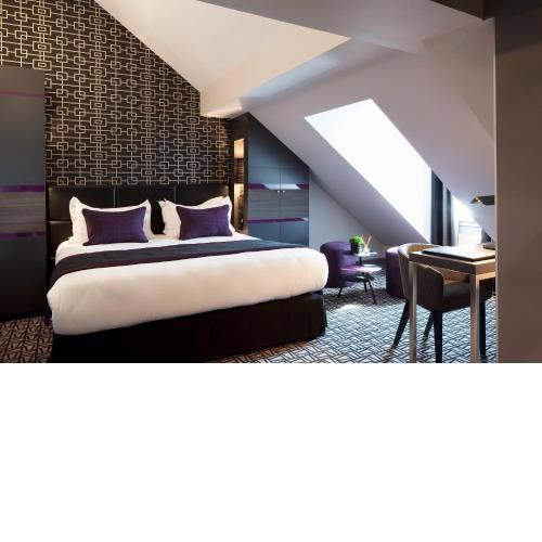 Le Grey Hotel