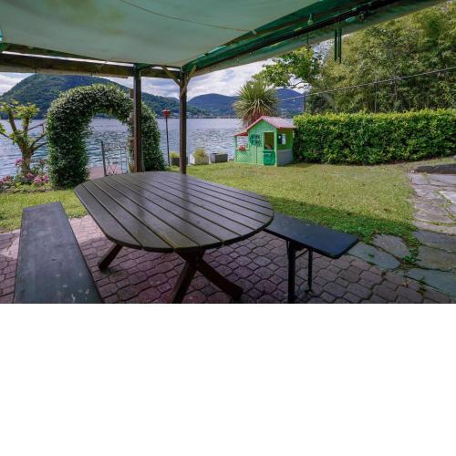Le Jardin au Lac