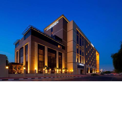 Le Meridien Dubai Hotel, Royal Club & Conference Centre