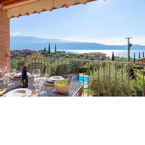 Le Olive 8-4 Apartment by Wonderful Italy