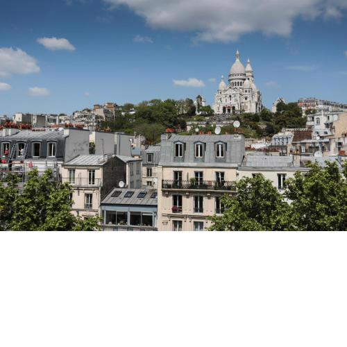 Le Regent Montmartre by Hiphophostels