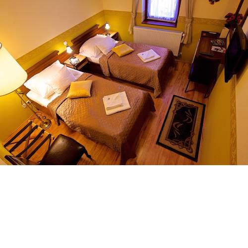 Le Rose Hotel