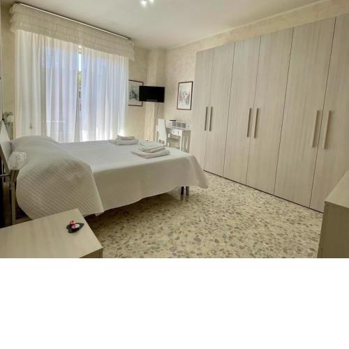 Le Ville Suites