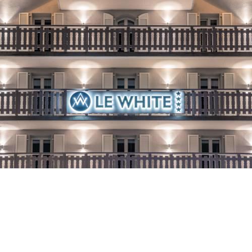 Le White