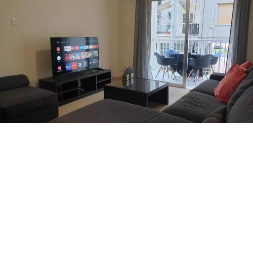 Lea Seafront Luxury Apartment (Breakbooking-CY)