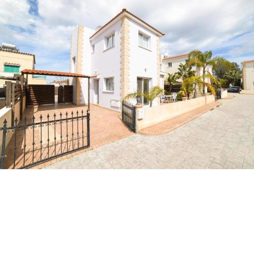 Lefkolla Villa