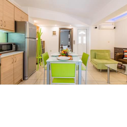 Lefteris House