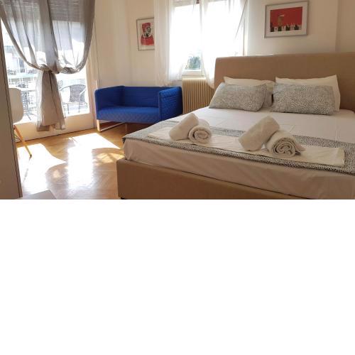 Lemon Apartment - Athens Center, 3 BD, 1 BATH