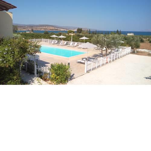 Leonidas Resort