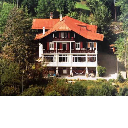 Les Airelles Bed and Breakfast