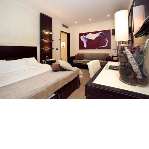 Les Fleurs Luxury House