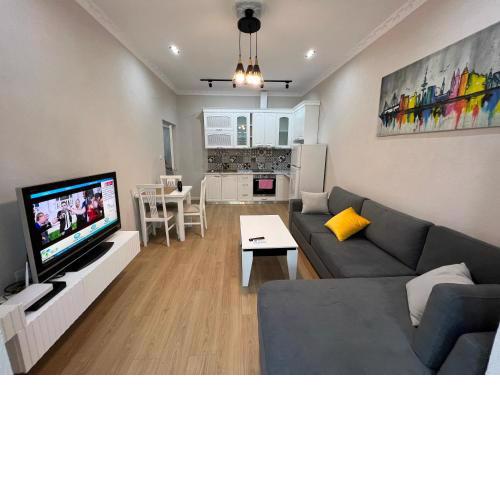 LETI APARTAMENTS 21 DHJETORI SC