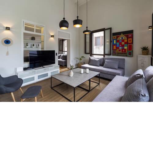 Letty's House - Old Town Luxury Mansion