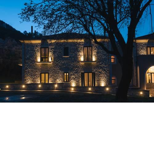 Levidi Suites