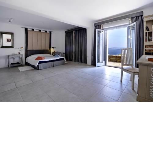 Lia Luxury Villa