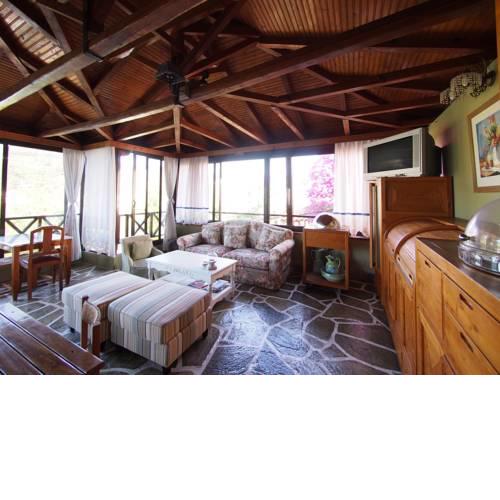 Liadromia Hotel