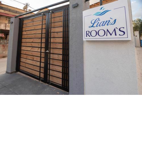 Lian's Rooms