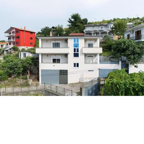 Liburna - The Shiroka House