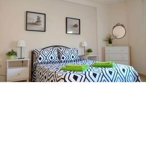 Lightful family apartment 80m/sea