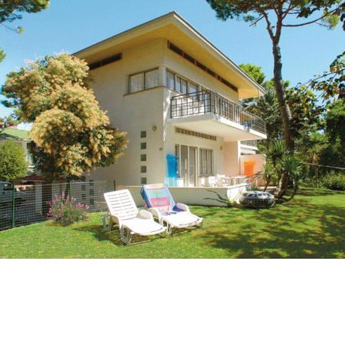 Lignano Pineta Villa mit Garten