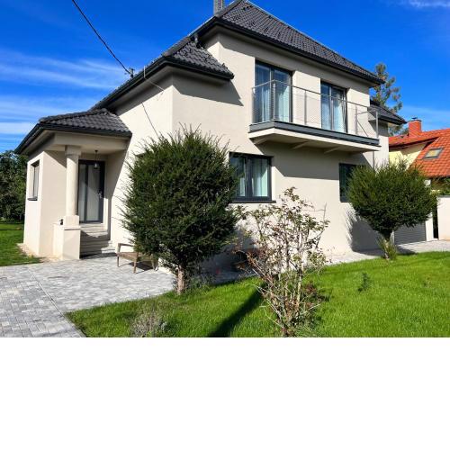 Lilac House - holiday and relaxation house