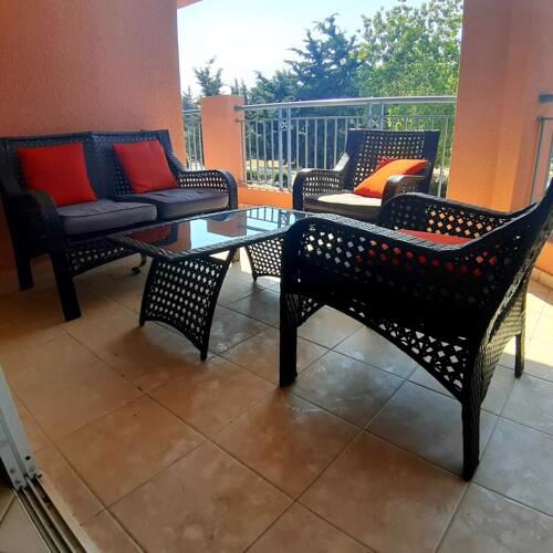 Limnaria Gardens: Sunny 2 Bed Apartment
