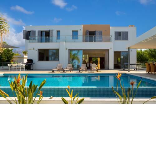 Limni Beach Villa - Beachfront Four Bedroom Luxury Villa