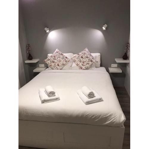 Lina Apartment In The Heart Of The City