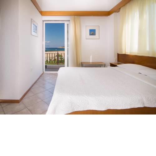 Linaraki Studios & Apartments