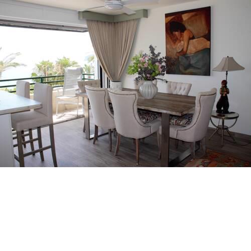 Linda's Beach Front
