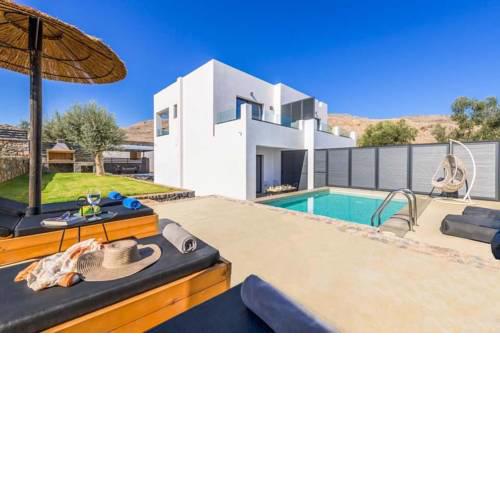 Lindos Villa Sleeps 4 Pool Air Con WiFi