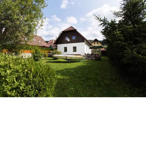 Lipno Family Cottage