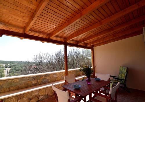 Lito Stone villa just a short walk to the beach