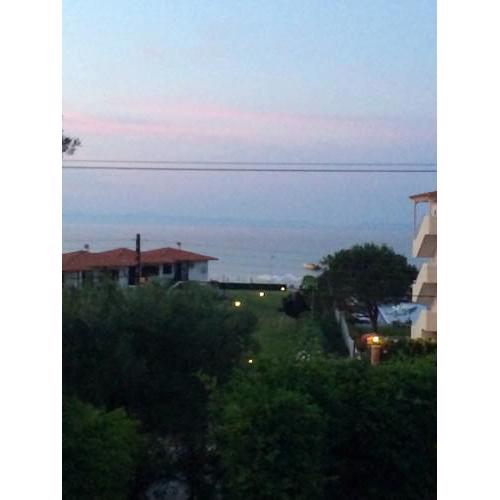 Little paradise in front of the sea