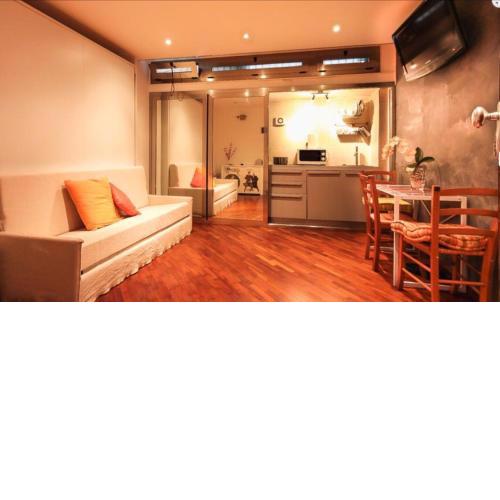 Little Suite