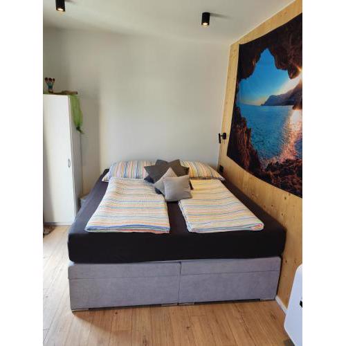 Little Tiny Village Haus 1