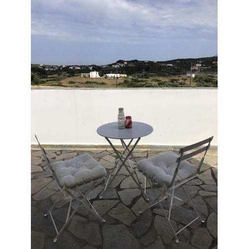 Livadi center mountain view apartment