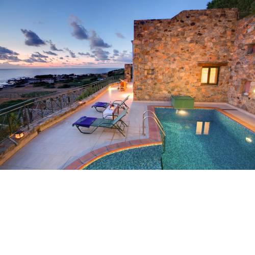 Livadia Villa Sleeps 2 Pool Air Con WiFi