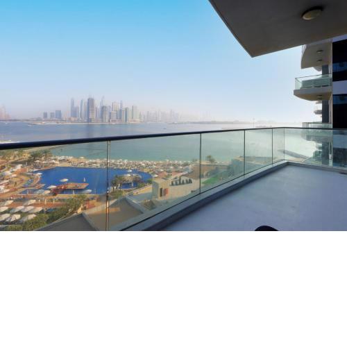 Livbnb Suites - 1BR with Sea View & Beach Access