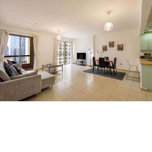 Livbnb Suites - Best City Living in JBR, The Walk