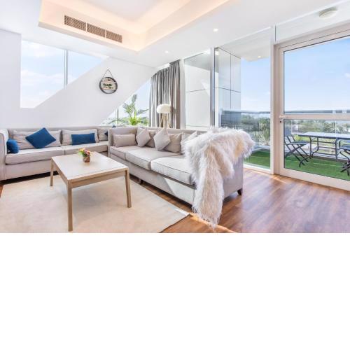 Live and experience an island life - 2BR Apartment