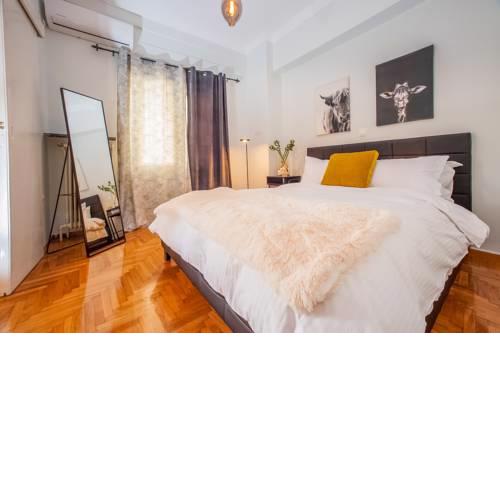 Live As A Greek in Ariadne apartment