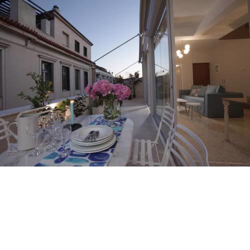 Live in Athens, PLAKA Suites