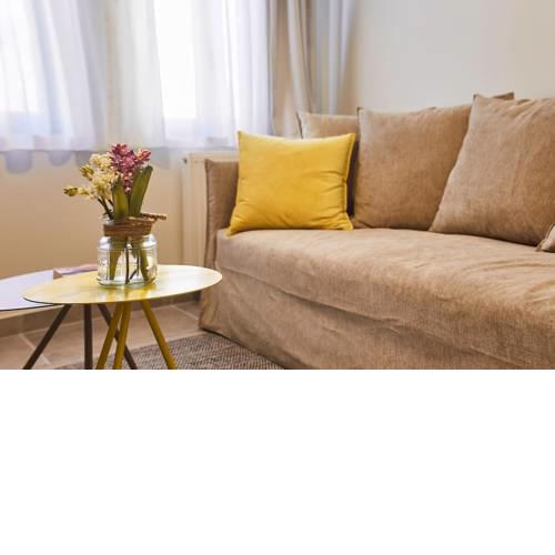 Live like a local in a Vintage 1bdr near Acropolis