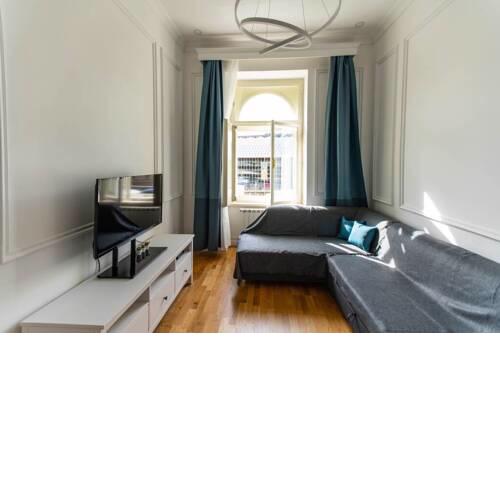 Live with a fantastic view in the city center
