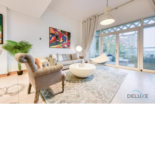 Lively 1 BR at Al Nabat Shoreline 8 Palm Jumeirah by Deluxe Holiday Homes