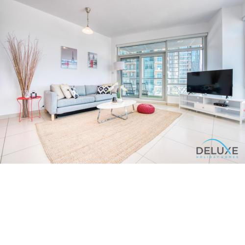 Lively 1BR in Lofts Central, Downtown Dubai by Deluxe Holiday Homes