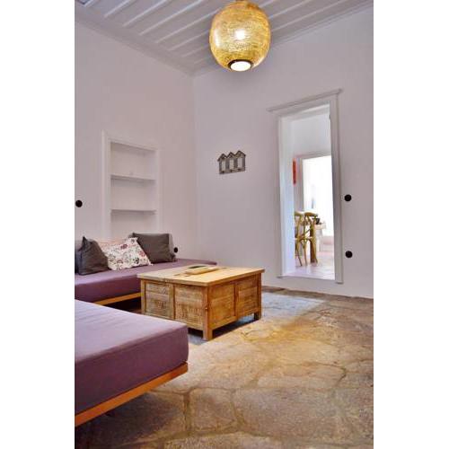 Livin Hydra Town Apartment 1